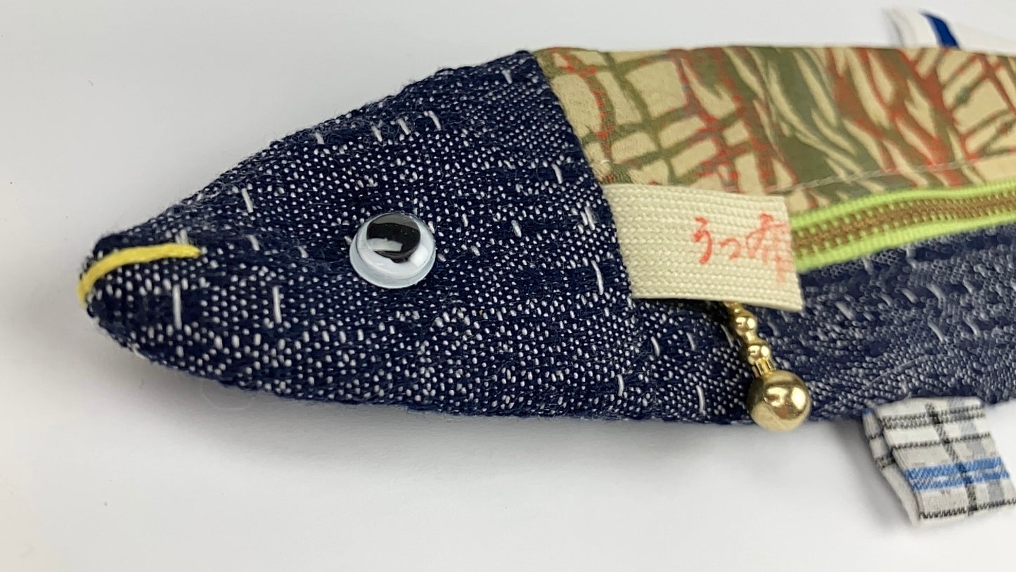 渡波発とれたてさんまのペンケース