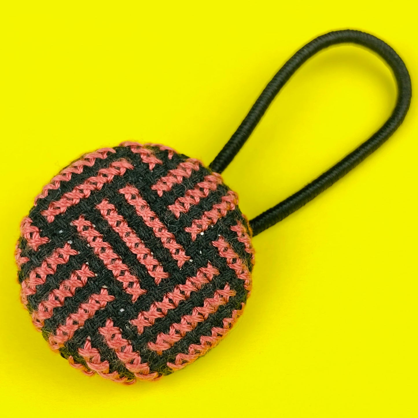 刺繡入りヘアゴム