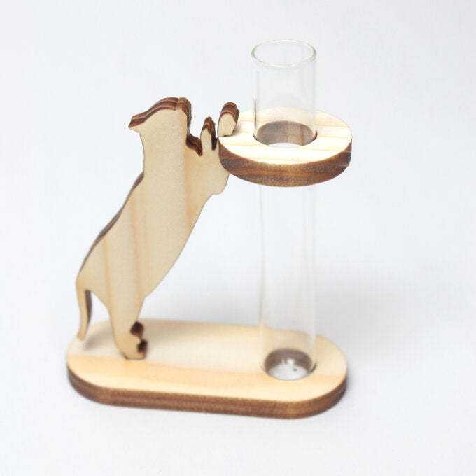 木製猫の可愛い一輪挿し